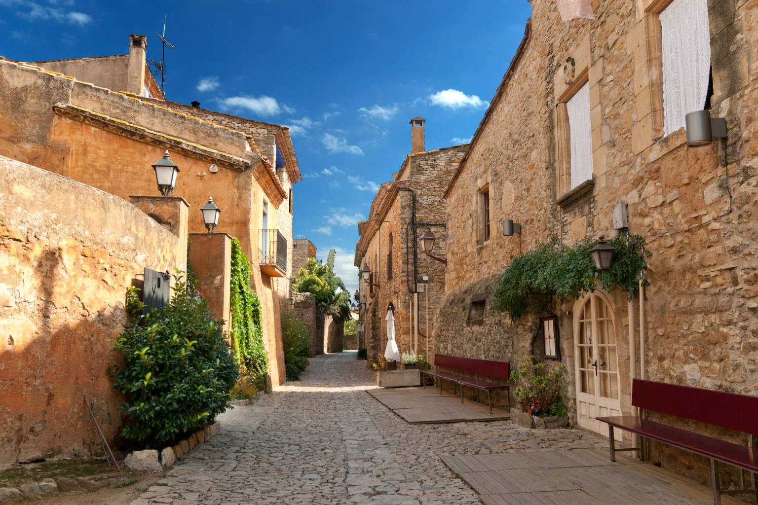 Biuro Podróży Europejskie szlaki - Hiszpania - Katalonia inna niż zwykle (wycieczka 5-dniowa)